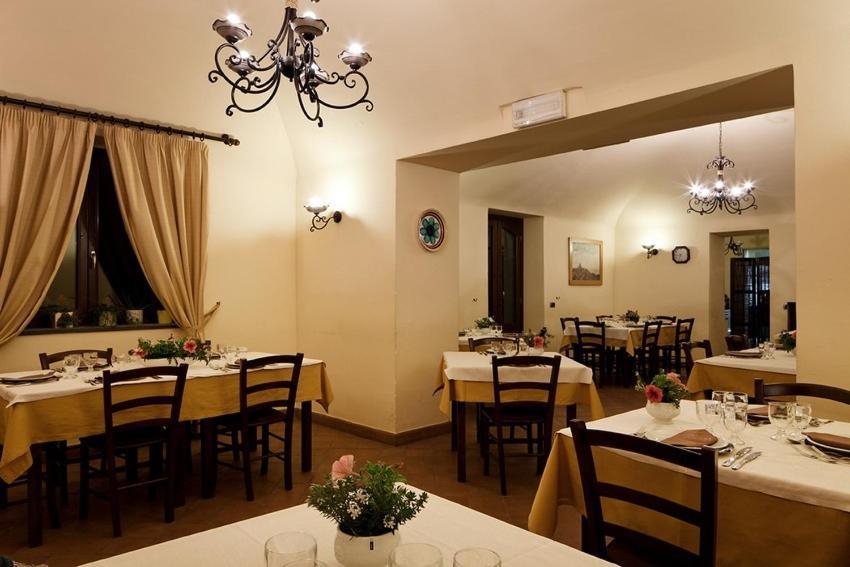 La Terra Del Mezzo Villa Riposto Dış mekan fotoğraf