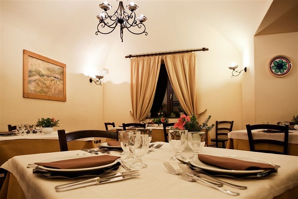 La Terra Del Mezzo Villa Riposto Dış mekan fotoğraf